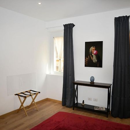 Fidia Palace Claudia'S Apartment Colosseo Roma Exterior foto