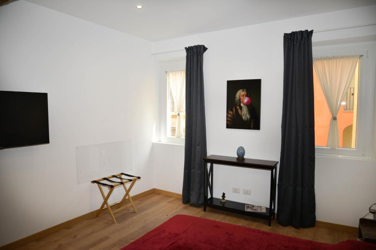 Fidia Palace Claudia'S Apartment Colosseo Roma Exterior foto